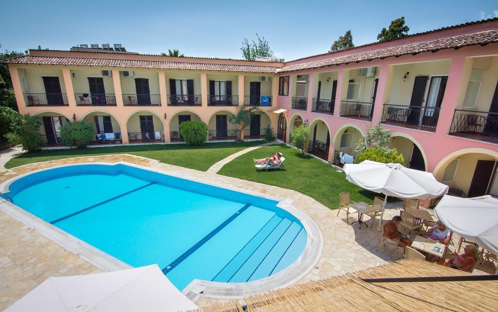 Annaliza Aparthotel